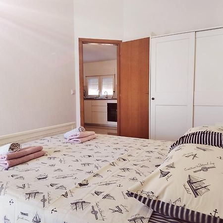 T&T Sea View Apartments Trogir Eksteriør billede