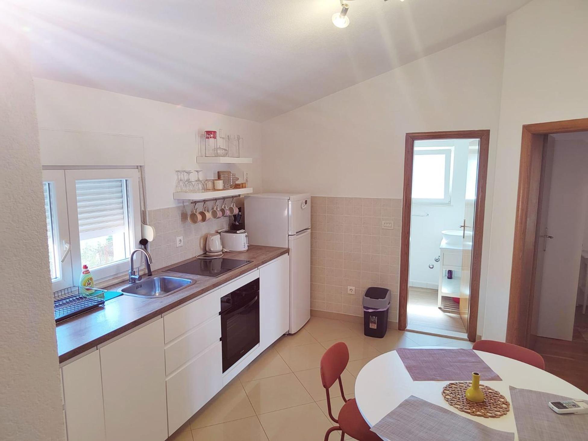 T&T Sea View Apartments Trogir Eksteriør billede